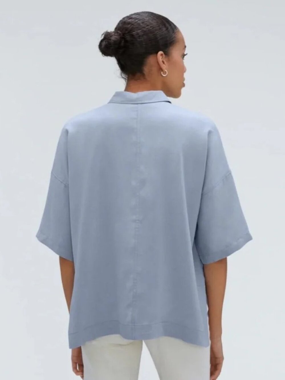 Everlane The Drapey Square Shirt - Picture 2 of 7